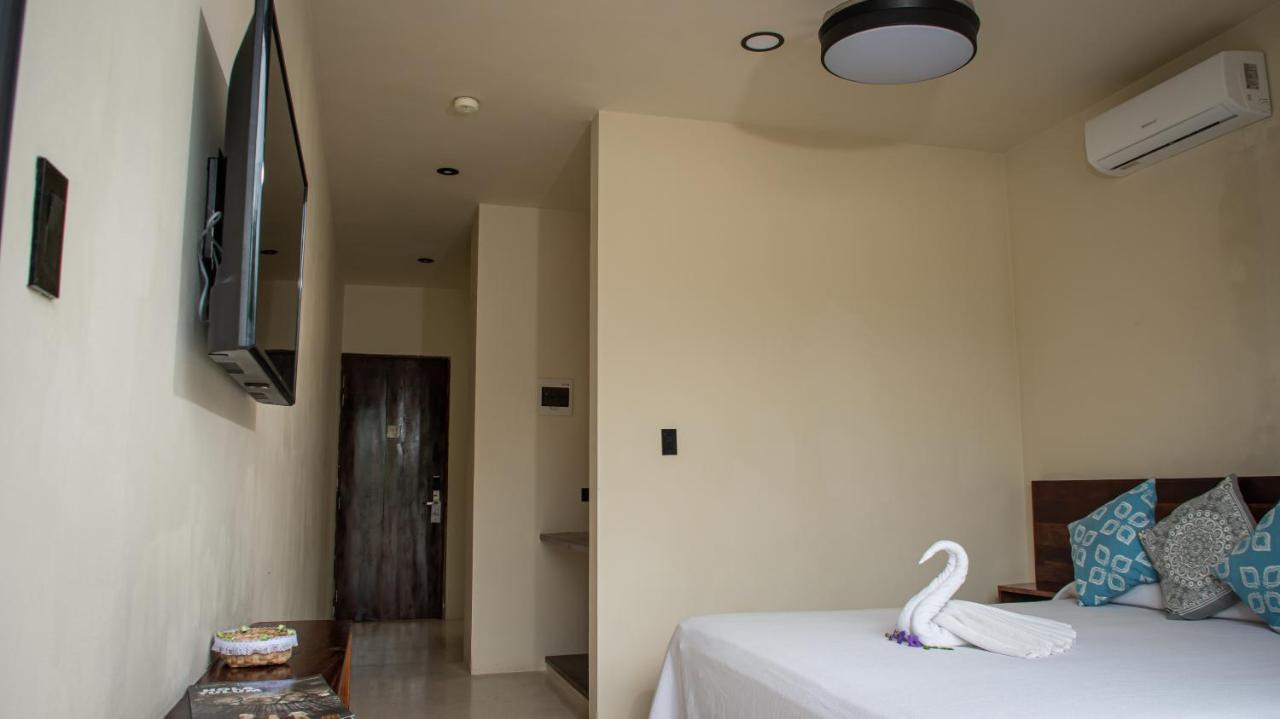 Moonshine Tulum Hotel & Hostel Zewnętrze zdjęcie