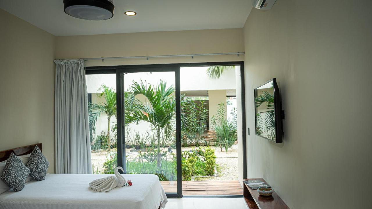 Moonshine Tulum Hotel & Hostel Zewnętrze zdjęcie